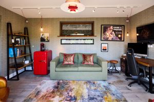 Photo 60- click for photo gallery